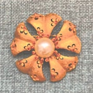 Vintage Signed Florenza Gold Tone Brooch with Faux Pearls